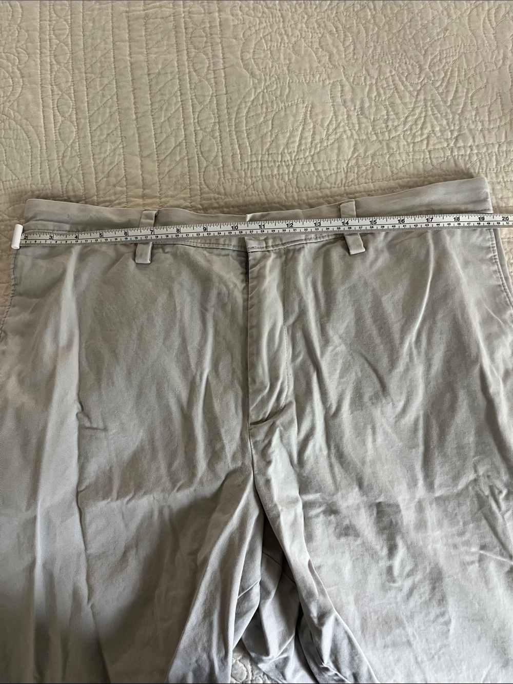Banana Republic Aiden Slim Fit Khaki Chino Short 9” Size 36 - Picture 5 of 8
